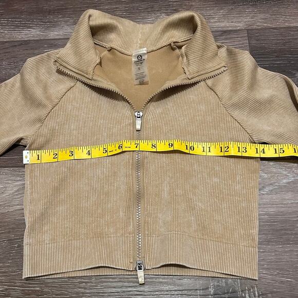 Mono B Women's Cropped Ribbed Zip-UP Jacket Taupe Size SM - Picture 6 of 10